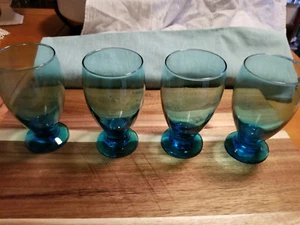 Vintage Cocktail mit Stiel, Wasser, Bier, Gläser - Türkis - Bild 1 von 4