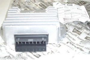 REGOLATORE DI TENSIONE PIAGGIO VESPA50 ET2 VESPA50 LX2T ZIP50 2T 58096R - Picture 1 of 1