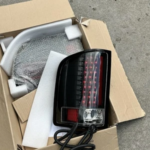 Anzo 311081 Tail Light Assembly LED 2pc For 07-14 Chevy Silverado 3500 HD - Picture 1 of 9
