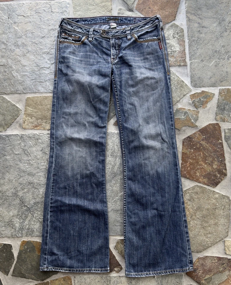 Pantalones de mezclilla plateados Bootcut de colección para mujer talla 32/33 Tina tiro bajo Hong Kong Foto 1 de 4