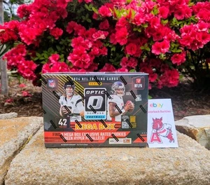 Mega caja de tarjetas coleccionables de fútbol americano óptico Panini NFL Donruss 2024 ¡Envío hoy! - Imagen 1 de 1