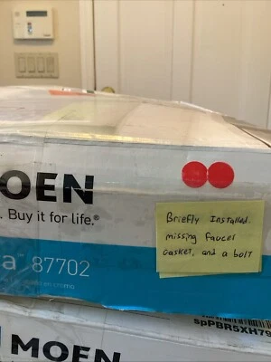 Grifo de cocina estándar monomando Moen 87702 Sombra con rociador lateral - cromado Foto 1 de 3