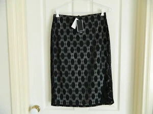 New LIZ JORDAN Pull On Skirt Women's Clothing Lace Black White Size S - Picture 1 of 7