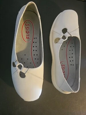 Zapatos para caminar para mujer talla 6 1/2 M blancos templo de enfermería de KLOGS Foto 1 de 4