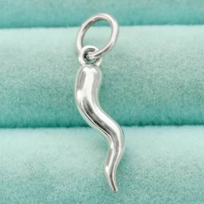 Italian Horn Chilli Pepper Pendant Charm 3D In 925 Sterling Silver Cornicello - Image 1 of 4