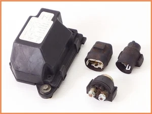 KAWASAKI 1993 GPz900R Genuine Fuse & Relay Set  - Picture 1 of 6