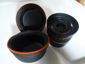 Como Nuevo Rokinon 24mm F2.8 AF Enfoque Automático Compacto Gran Angular Marco Completo Sony E-Mount - Imagen 1 de 6