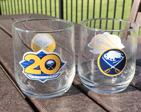 Vintage Set Of 2 Buffalo Sabres 20th Anniversary 1970-1990 Hockey Glasses Cover