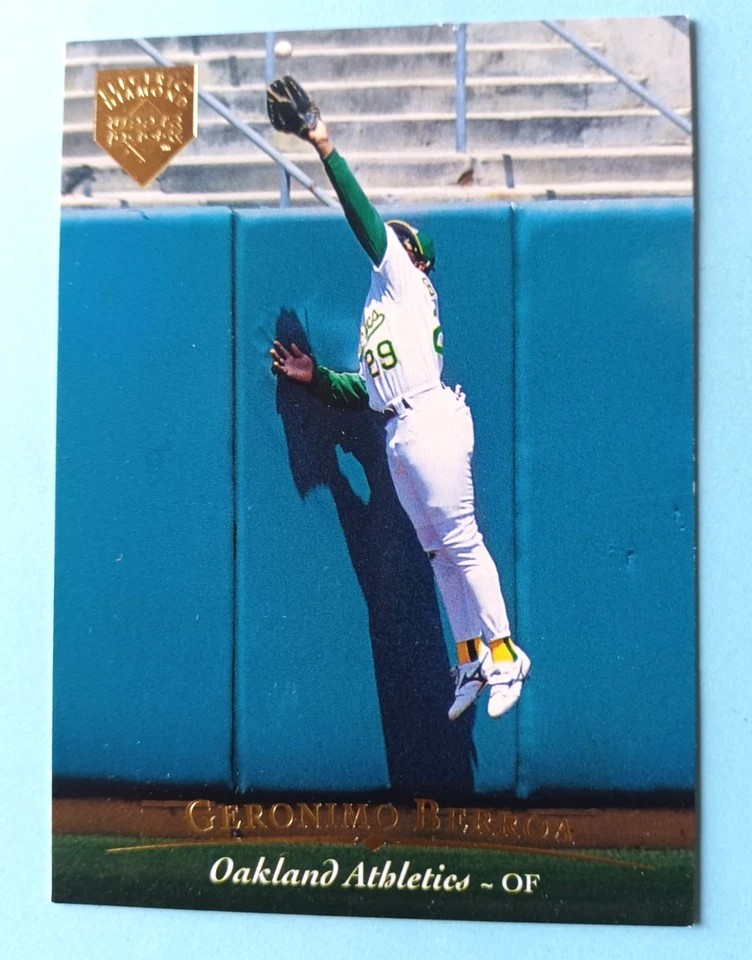 1995 UPPER DECK GERONIMO BERROA #29 ELECTRIC DIAMOND GOLD PARALLEL ATHLETICS - Image 1 of 3