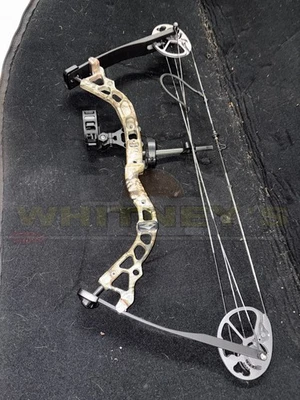 Used Diamond Atomic - Right Hand - 6-29lbs - 12"-24" - Breakup Country - Image 1 of 3