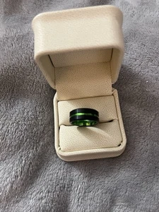 Wolfram Herren Ring Schwarz Und Smaragd Grün Größe 6 Neu - Bild 1 von 2
