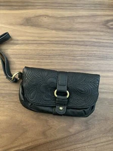 NWOT Nica Wristlet Clutch With Fold Over Zipper 8 X 4 1/2 X 1 - Picture 1 of 8