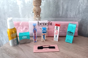 Benefit Cosmetics 7 Piece Set Mascara, Fluff Up Primer, Pore Cleaning Set & Bag - Picture 1 of 5