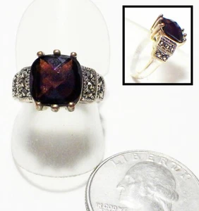 Signed PREMIER DESIGNS Symphony 2008 Very Dark Red Sim. Garnet/Marcasite Ring 7 - Picture 1 of 3