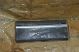 1982-1990 NOS GM CHEVROLET S-10 GMC S-15 FRONT FENDER MOLDING TRIM 12300648 - Picture 1 of 5
