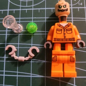 Lego 76300 Batman Arkham Asylum - Scarecrow - Minifigure with Accessories - Picture 1 of 3