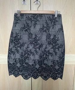 Ladies Zara Skirt Size 8 New Without Tags - Picture 1 of 4
