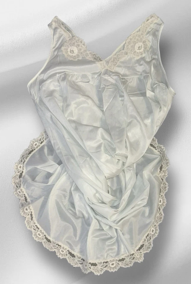 ARISTOCRAT светло-синий шелковистый атлас белый чистый кружевной отделки нейлона Nightie S - Изображение 1 из 4