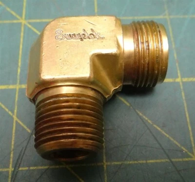 Swagelok B-810-2-6 Brass 90° Elbow 1/2" Tube OD x 3/8" Male NPT Missing Nut - Image 1 of 4