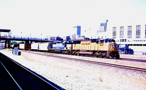 ORIGINAL KODACHROME SLIDE UNION PACIFIC SD-70M #4418 OMAHA, NEBRASKA AUGUST 2004 - Picture 1 of 1