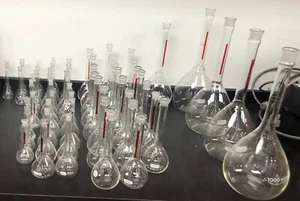 Kimax Borosilicate Flask Class A with Pyrex Stopper, (20ml-1000ml) - Picture 1 of 1