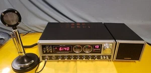🎁UNIDEN MADISON  AM/SSB CB RADIO & PRESIDENTIAL MIC*COLLECTOR QUALITY* - Picture 1 of 12