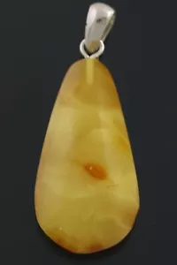 Genuine BALTIC AMBER Egg Yolk Butterscotch Silver Pendant 3.2g 200519-8 - Picture 1 of 3
