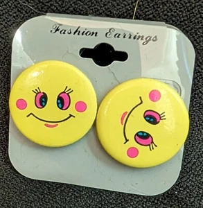 Bright Neon Yellow Smile Face Circle Stud Earrings for Women Plastic Sz 1" diam. - Bild 1 von 2