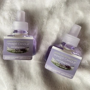 Lilac Blossoms Yankee Candle 2-Pack Scent Plug Refill Set New Fresh Floral Scent - Picture 1 of 6