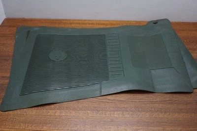 Пара зеленых передних ковриков Chevrolet Nova Camaro Chevelle Monte Carlo 994239 — читайте - Изображение 1 из 4