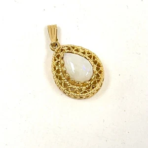 14K Yellow Gold Filigree Pendant with Opal - 1.95g - Picture 1 of 6