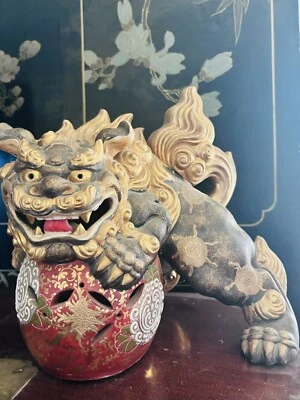 Kutani Ware Lion - Image 1 of 4