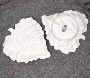 SPODE New England Leaf Trays Fine White Bone Porcelain Set/2 Made in England Y2K - Picture 1 of 6