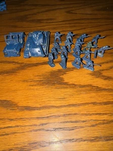 GI Joe Cobra TYCO Vintage Train Playset Original Figures, Tanks, Jeeps And Parts - Picture 1 of 3
