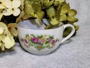 Vintage Japanese Gold Trimmed Tea Cup 3Lx2T - Picture 1 of 4