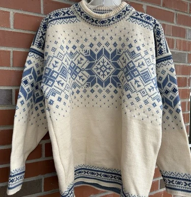 Dale Of Norway Vintage Fair Isle Nordic Wool Blue Cream Sweater Wool Sz M - Image 1 of 4