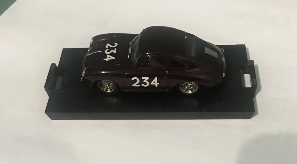 Die Cast 1/43 Modellino Auto BRUMM Porsche 356 coupé Mille Miglia 1952 - Immagine 1 di 1