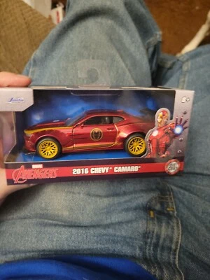 Jada Marvel Avengers 2016 Chevy Camaro Iron Man Car 1:32 - Image 1 of 4