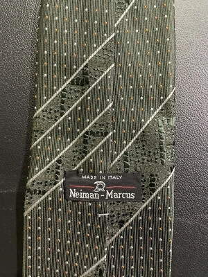Corbata Neiman Marcus Hombre Hecha en Italia 100% Seda Verde Flores T1 Foto 1 de 4