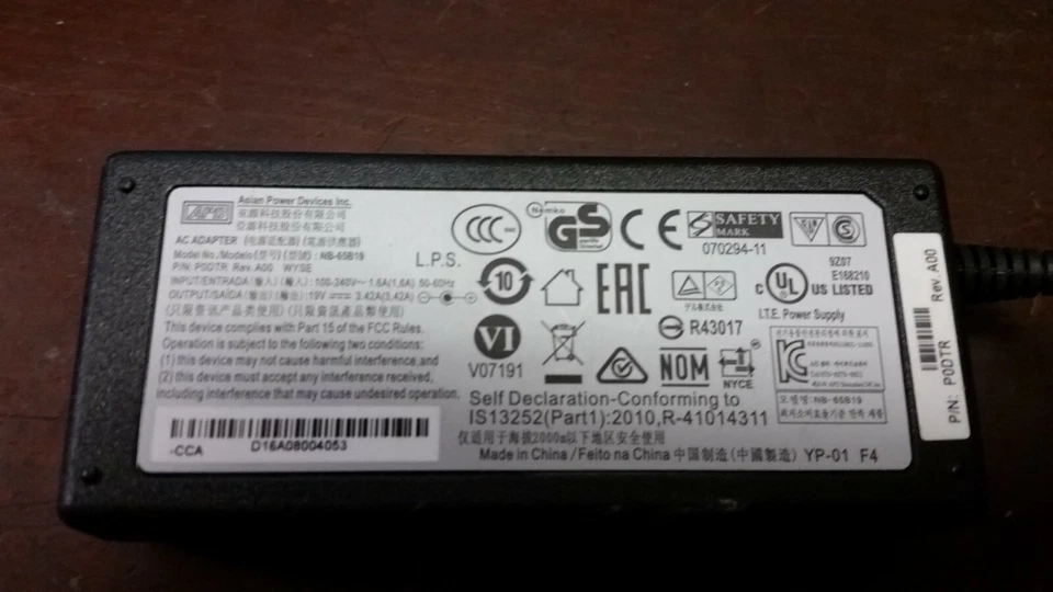 Dell Wyse Thin Client APD 19V 3.42 65W AC Adapter P0DTR - Image 1 of 1