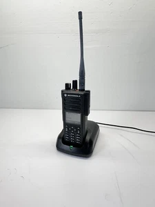 Motorola XPR 7550e UHF radio bidirezionale con garanzia - Foto 1 di 14