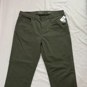 NWT Banana Republic Travel Jean 34x32(30.5) Athletic Fit NEW Olive Green - Picture 1 of 11