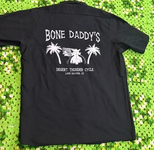 Camisa Bone Daddy's Gorra Roja Ciclos Personalizados Motociclista Negro Botón Grande Trabajo Retro Y2K - Imagen 1 de 6
