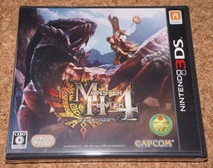 New 3DS Monster Hunter 4 - Picture 1 of 2