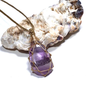 Collana Cristallo Gemma Macramè Fatta a Mano Quarzo Ametista Naturale Galassia di Viola~ - Foto 1 di 8