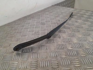 MERCEDES A CLASS W176 2012-2018 Right Drivers Front Wiper Arm A1768200344 - Picture 1 of 17
