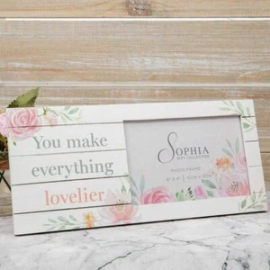 SOPHIA WOODEN PINK FLORAL PHOTO FRAME - LOVELIER 15 x 10CM GIFT - Picture 1 of 1