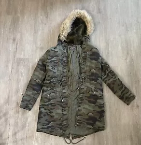 ACTIV8 Women's Hooded Parka Coat Faux Fur Lined Camo Size S - Picture 1 of 3