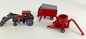 ERTL Case International 1/64 Red Diecast Tractor with Loader Chopper Box & Mixer - Picture 1 of 6