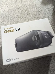 Samsung Gear VR Headset With Controller for S6 S7 S8 S8+ and Note SM-R325NZVABTU - Picture 1 of 8